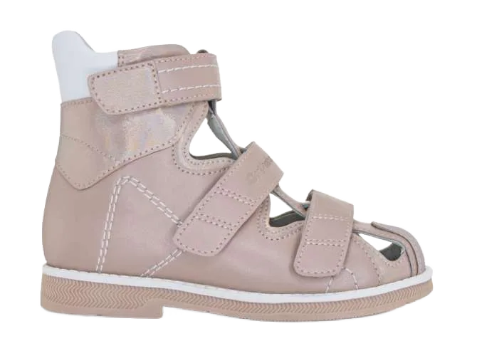 Orthopaedic summer shoes